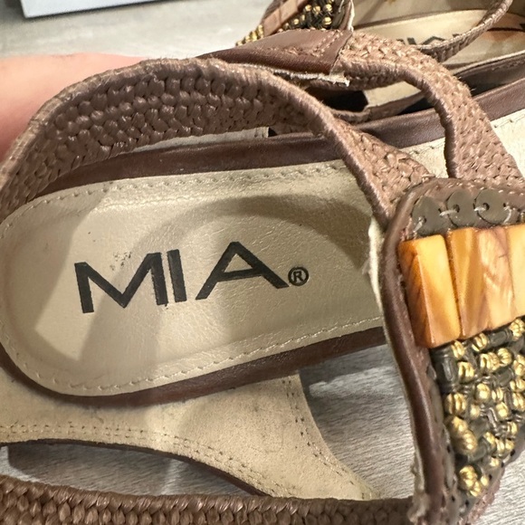 Mia Brown Beaded Women's Sandals - Picture 3 of 4